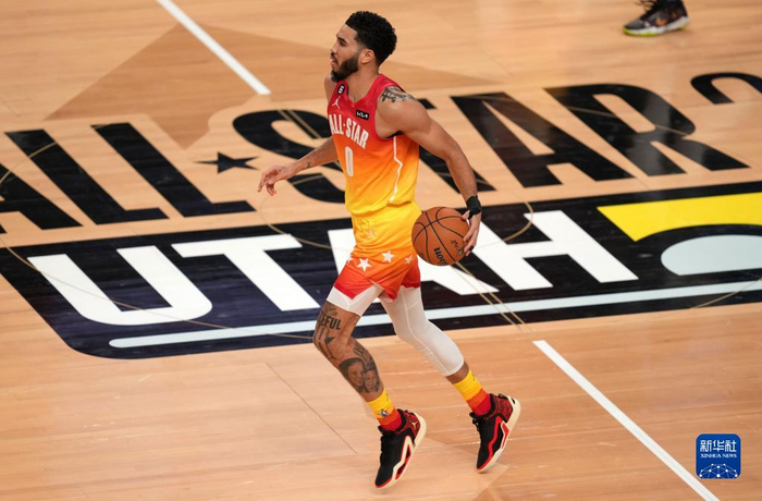 苏翊鸣大跳台决赛回放 苏翊鸣大跳台决赛回放